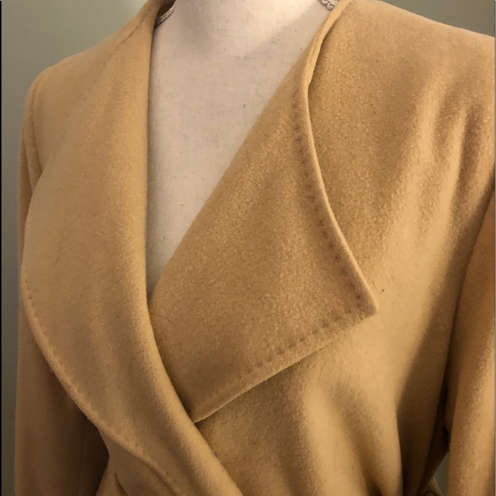 Camel wood wrap jacket